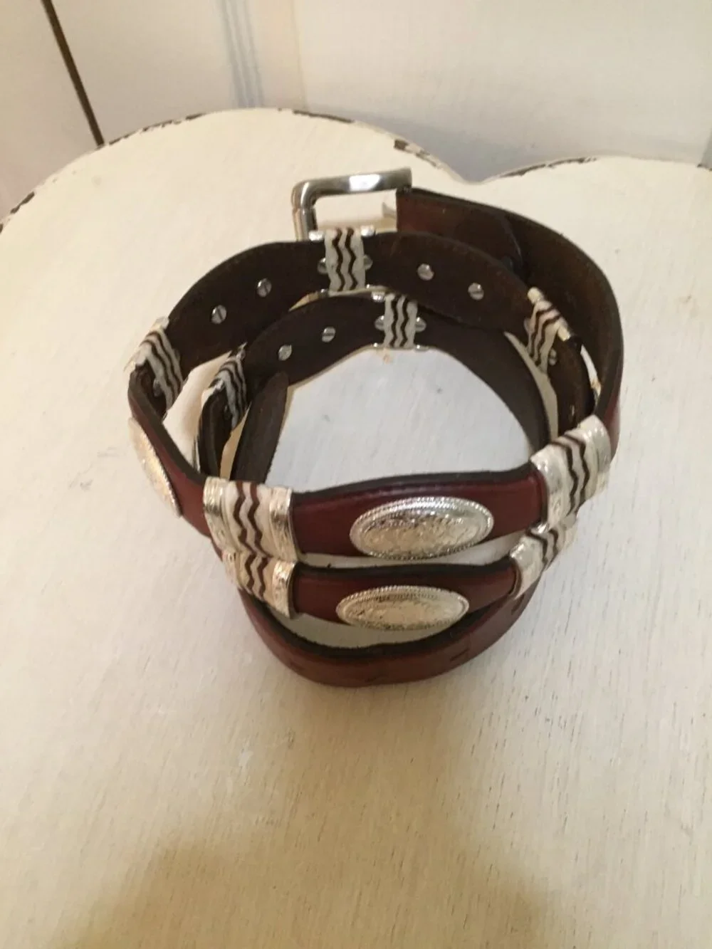 Tony Lama 9117L Mens Size 44 Cutting Champ Conchos Leather Belt Western Brown